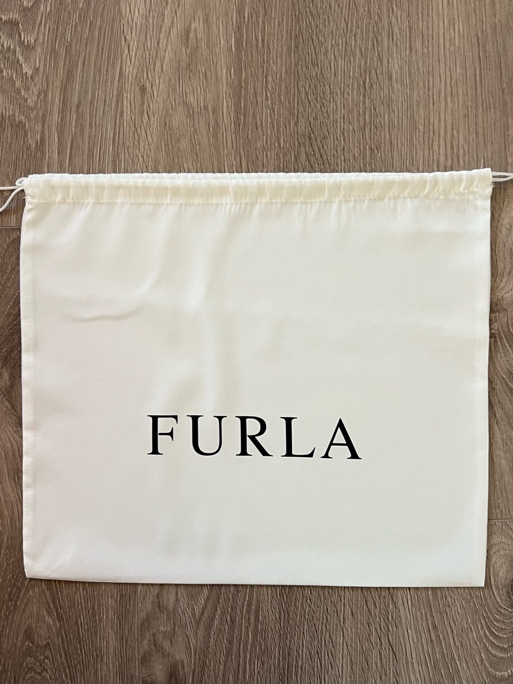 Furla dust bag (CC472)